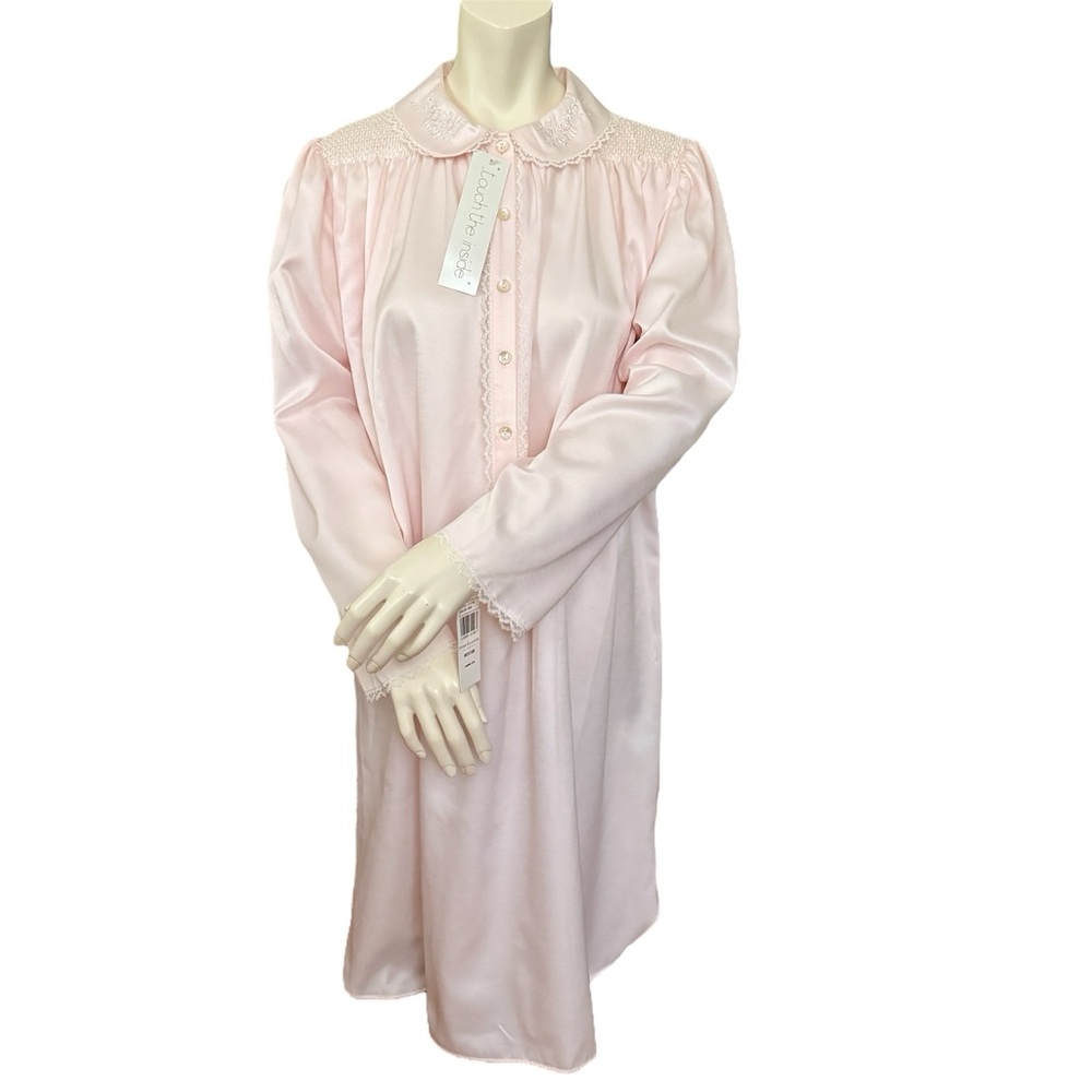 NWT ~ Miss Elaine Classics Soft Pink Long Sleeve Half Button Up Satin Nightgown